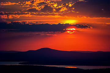 AM-LA-24&nbsp;&nbsp;&nbsp;&nbsp;&nbsp;&nbsp;&nbsp;&nbsp; Sunset At Cadillac Mountain, Acadia National Park, Maine