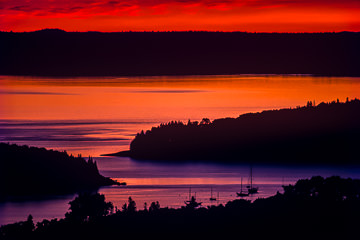 AM-LA-27         View Of Frenchman Bay At Dawn, Acadia National Park, Maine