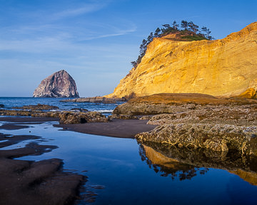 LE-AM-LA-014         Cape Kiwanda, Pacific City, Oregon