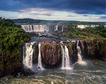 LE-BR-LA-010         Iguazu Falls, State Of Paraná, Brazil