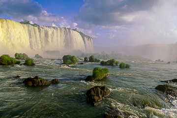 LE-BR-LA-019         Iguazu Falls, Paraná, Brazil