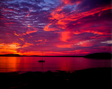 LE-AM-LA-001         Red Sky Of Dawn Over Bar Harbor, Mount Desert Island, Maine