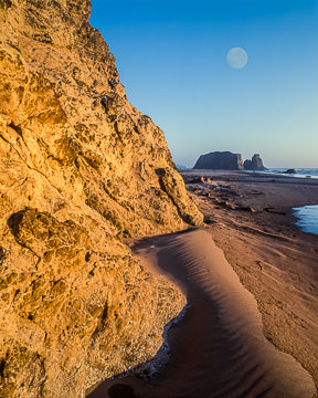 LE-AM-LA-004         Last Light At Bandon Beach, Pacific Coast, Oregon