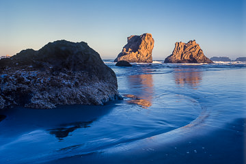 AM-LA-012         Rock Formations, Face Rock State Park, Bandon, Oregon