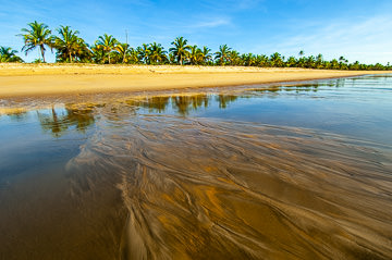 BR-LA-12         Sand Designs, Beach in Mogiquicaba, Bahia, Brazil