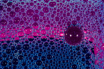 VID-17         Vidrio - Glass Marble And Bubbles